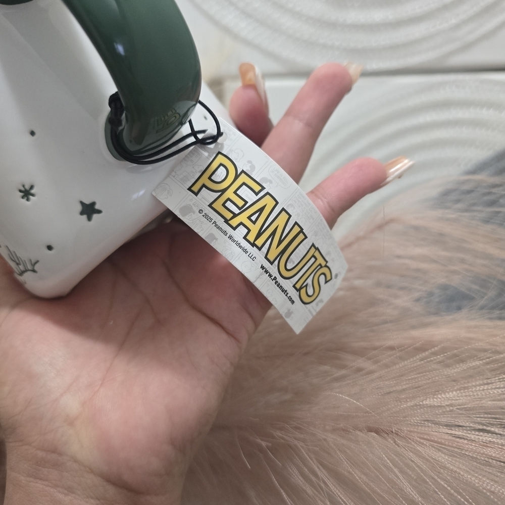 Peanuts Mug with Green Handle and Star Accents - Picture 4 of 7